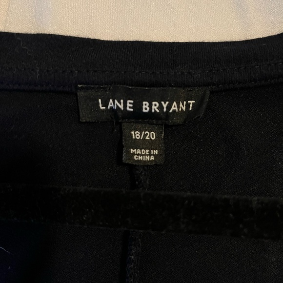 Lane Bryant Navy & White Tie-Dye Short Sleeve Swing Tunic - Picture 8 of 10